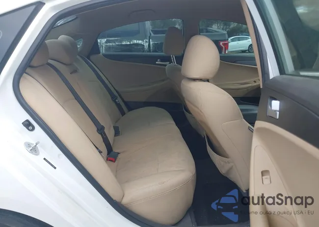 5NPEB4AC9BH217049: 43246712