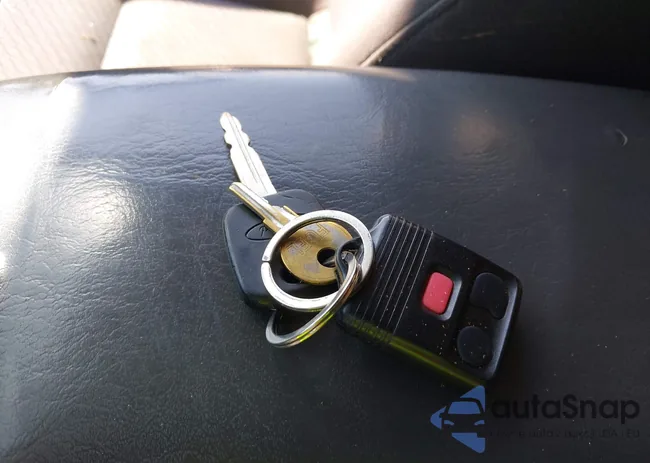 1FMYU93174KB87906: 43247932