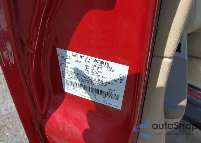 1FMCU93118KB28284: 43247988