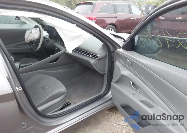 KMHLS4DG4RU813512: 43248184