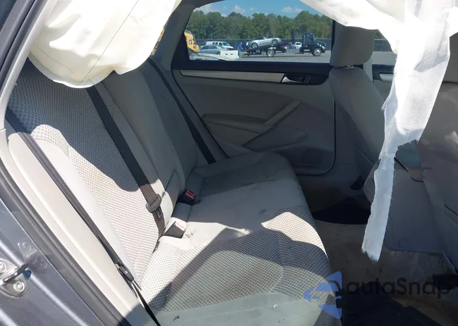 1VWAH7A33DC036247: 43248263