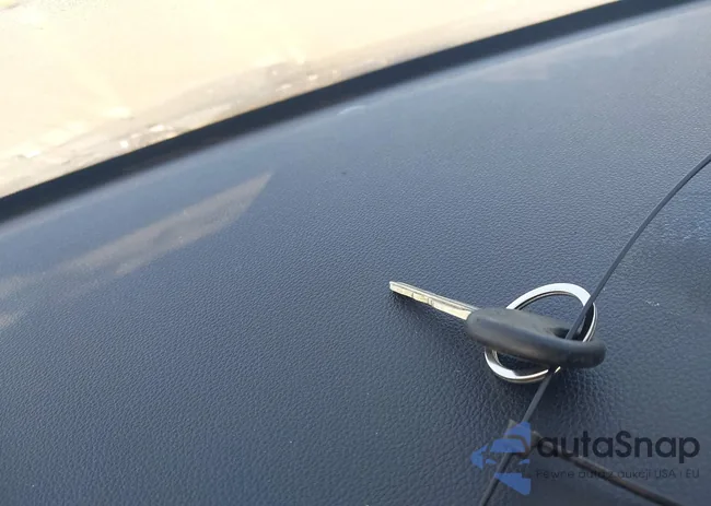 KMHCM3AC5AU182375: 43248286