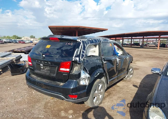 3C4PDCBG8HT581261: 43247526