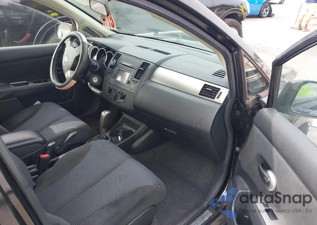 3N1BC1CPXBL381489: 43247752