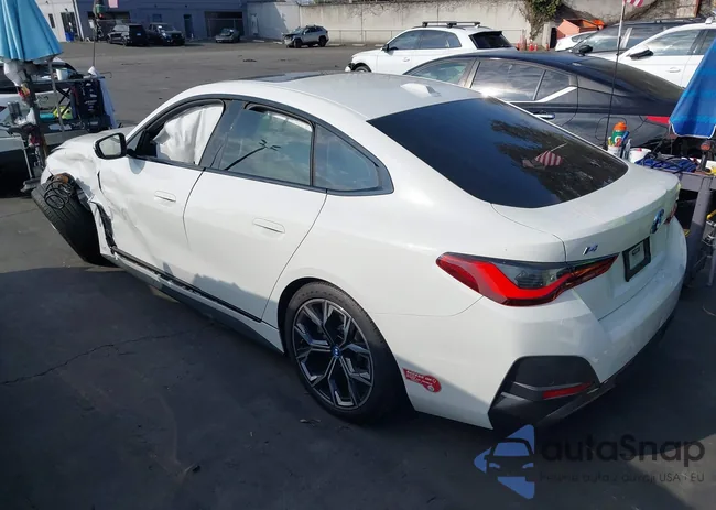 WBY73AW03NFN09831: 43247783