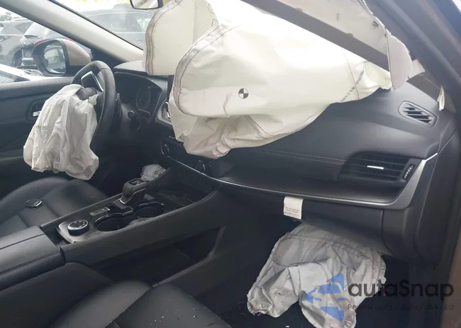 JN8BT3BB1RW179194: 43247835