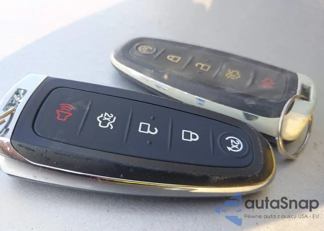 1FADP5CU3DL540025: 43247848