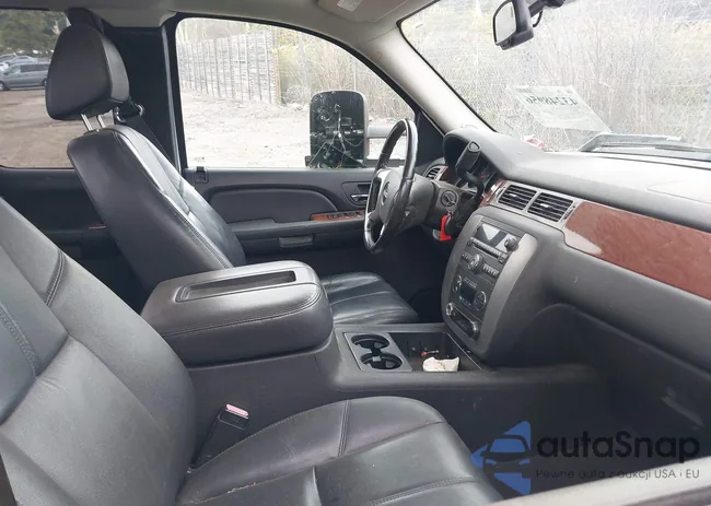 1GTHK29678E178258: 43248956