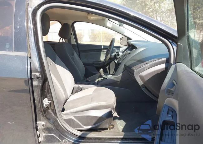 1FADP3E22EL174155: 43249001