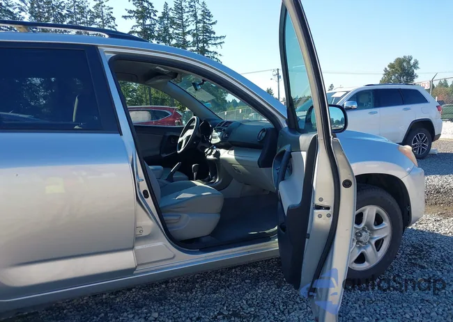 JTMBF33V195008432: 43249046