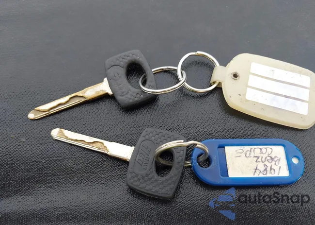 WDBBA45A6CB011459: 43249090