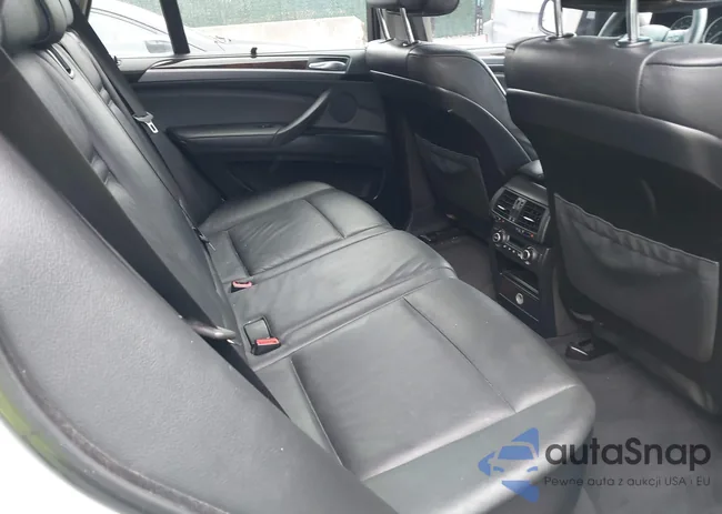 5UXFE83529L168931: 43249100