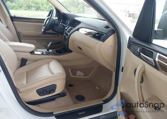 5UXWX9C51F0D62267: 43249123