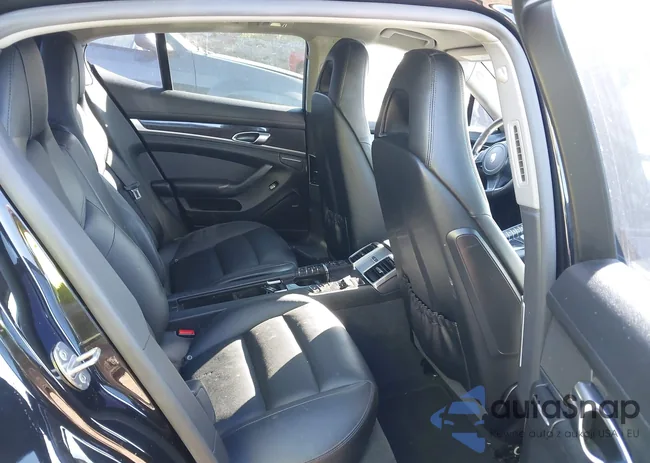 WP0AB2A7XGL050631: 43249164