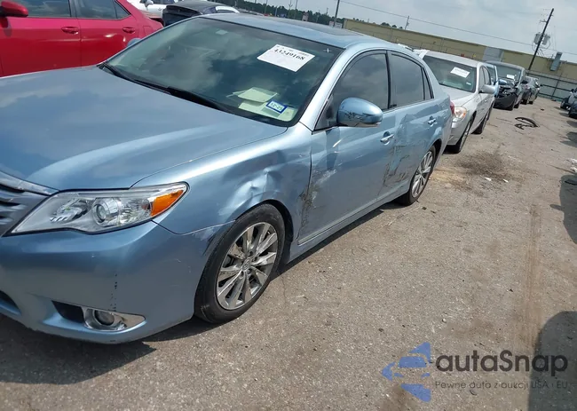 4T1BK3DB1CU470823: 43249168