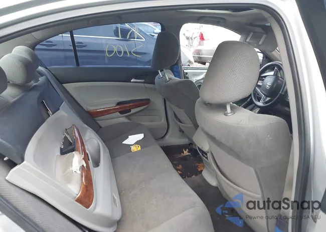 1HGCP3F70BA013599: 43249176