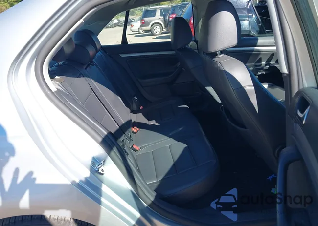 3VWRZ71K99M168006: 43249261