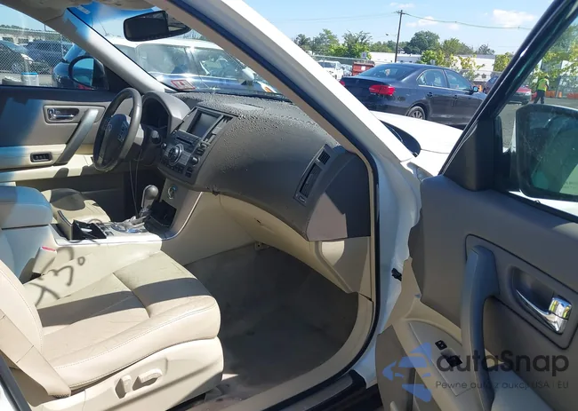 JNRAS08W78X208533: 43249262