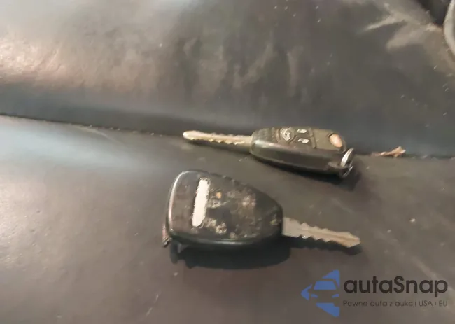 2C8GF68414R625282: 43249286