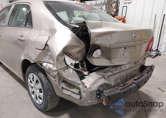 2T1BU4EE9AC426687: 43249409