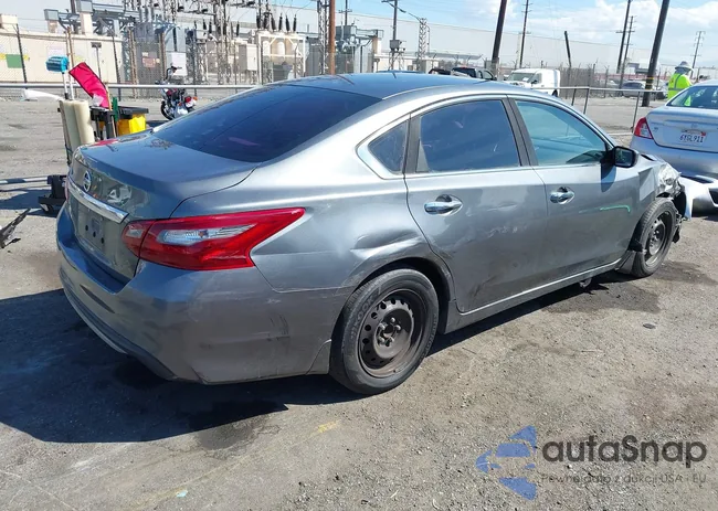 1N4AL3APXJC164726: 43249415