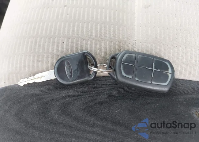 1FMEU33K47UA56627: 43249454