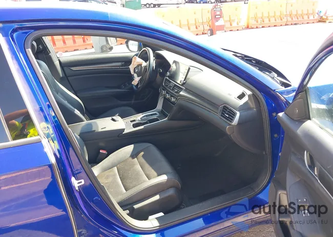 1HGCV2F34KA800472: 43248519