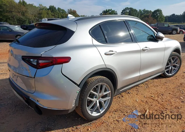 ZASFAKPN6J7B83005: 43248537