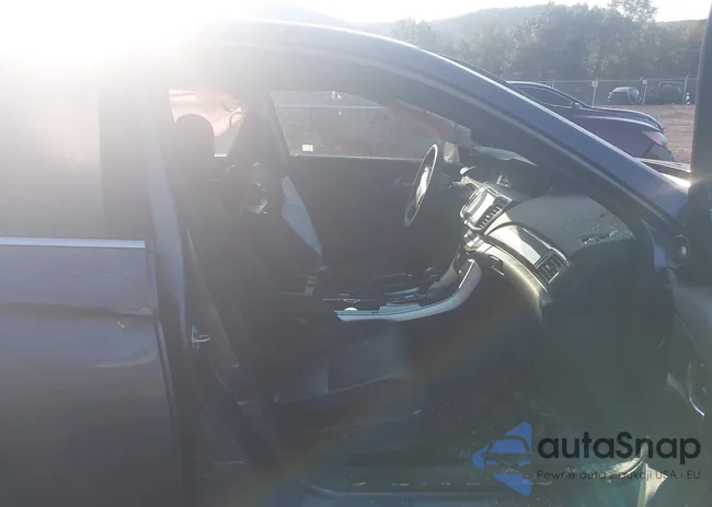 1HGCR3F03GA009115: 43248625