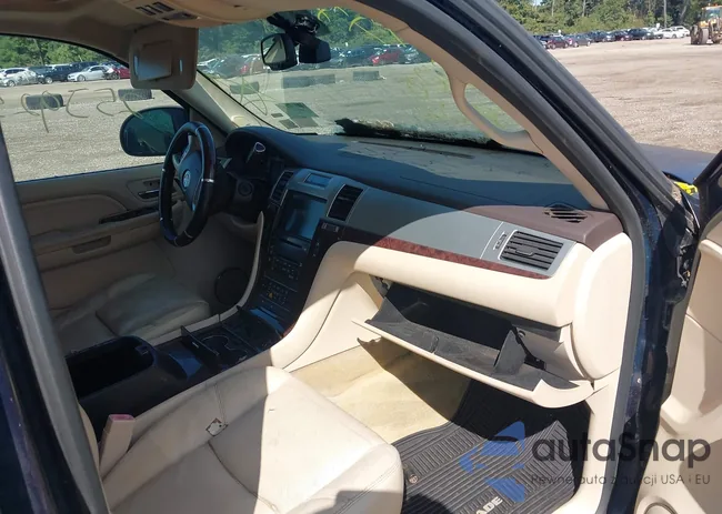 1GYFK66898R150968: 43248777