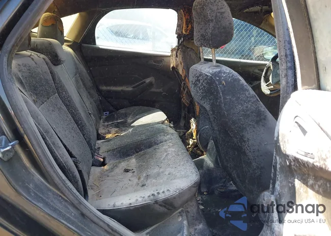 1FADP3E24GL368317: 43249879