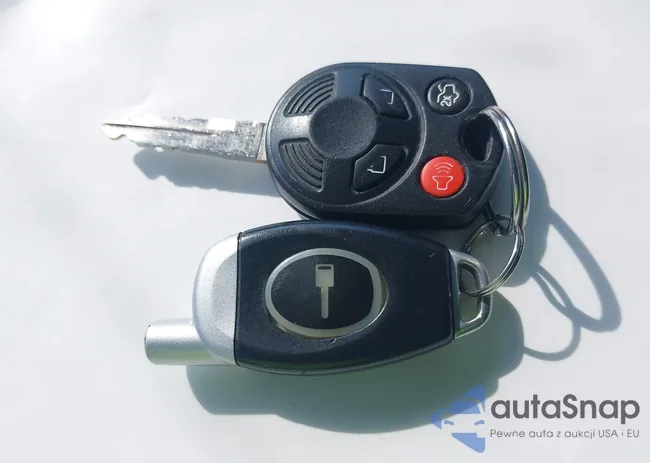 1FMCU0D76BKB45622: 43249936