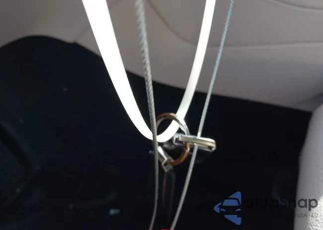 W1N0G8DB7MV313912: 43250030