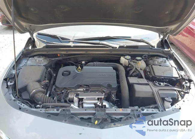 1G1ZC5ST3RF127167: 43250110