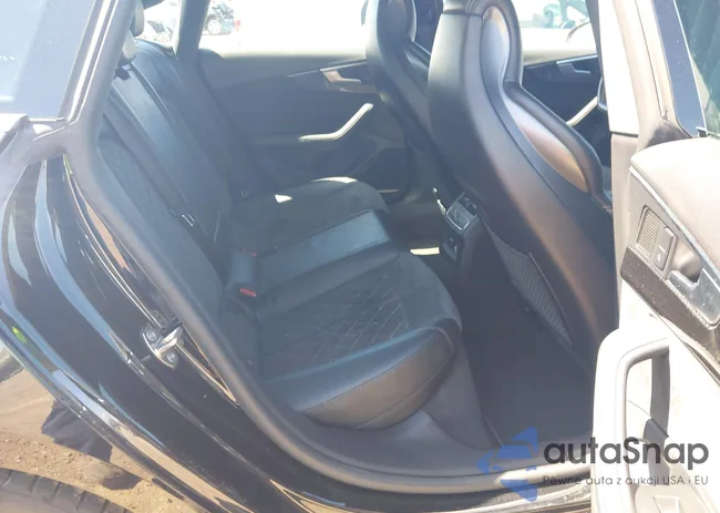 WAUB4CF56KA090671: 43250182