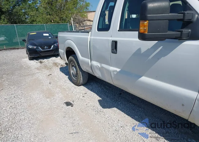 1FT7X2A63EEA93423: 43249554