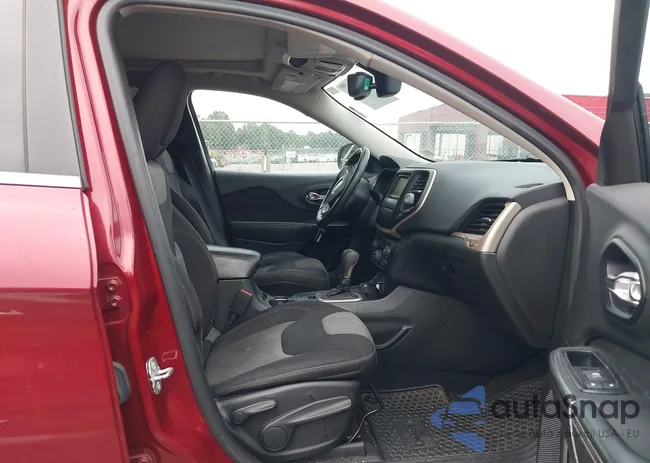 1C4PJMCB7EW180842: 43249699