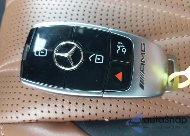 W1K7X5KB1MA037070: 43249768