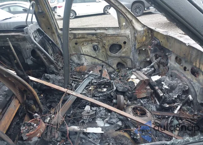 SALSK2D46AA242050: 43249777