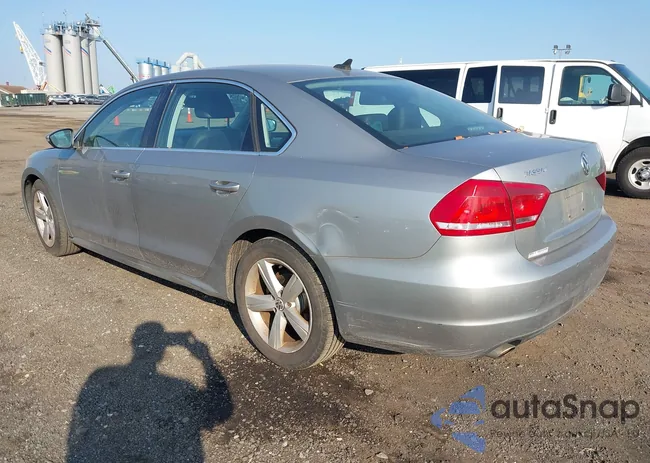 1VWBP7A32CC053028: 43249842