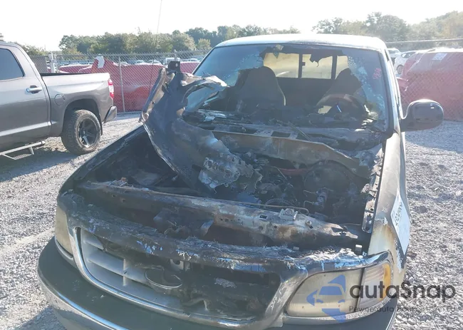 1FTRX17W9XNB12635: 43249856