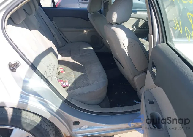 3FAHP0HA8AR156242: 43251336