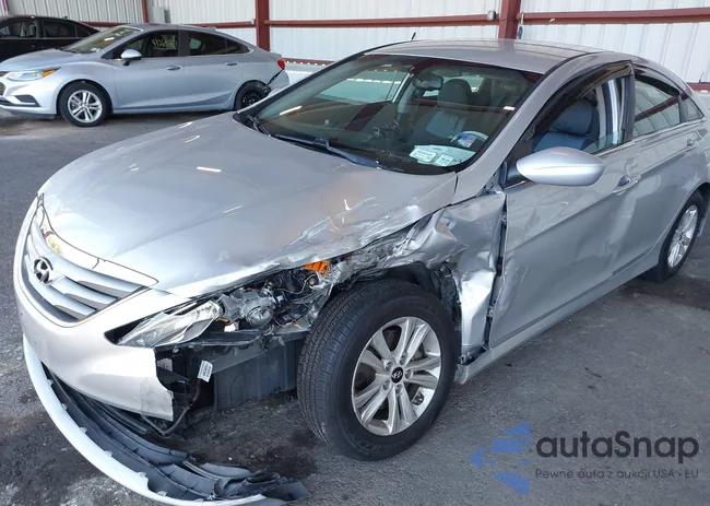 5NPEB4AC9EH838702: 43251347