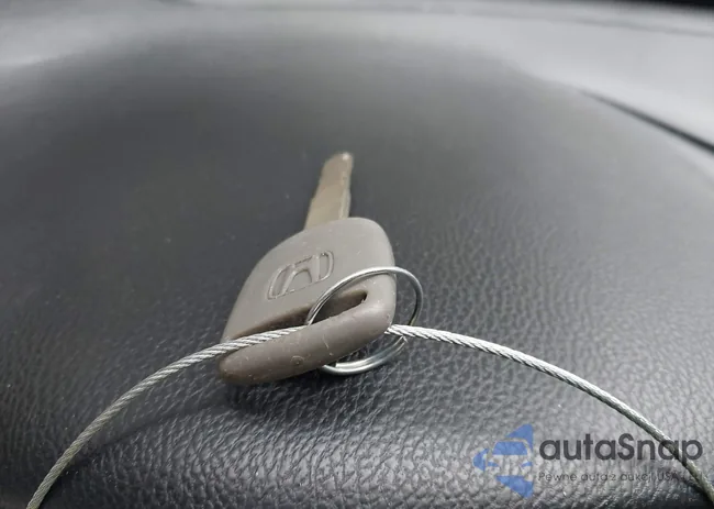 1HGCS12888A001923: 43250640