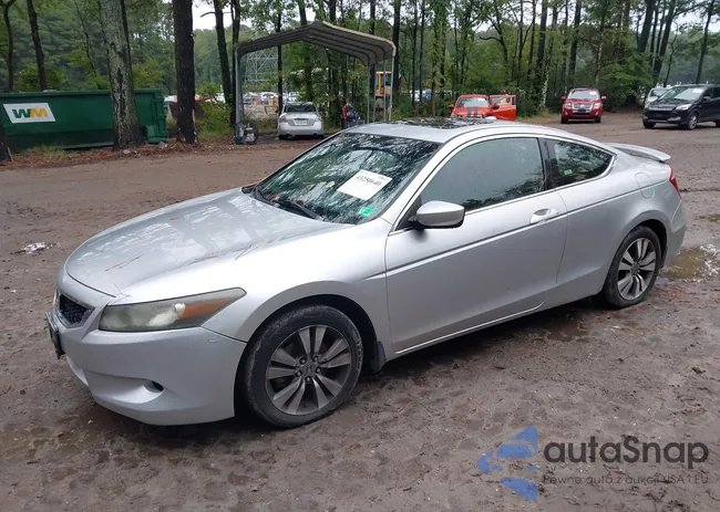 1HGCS12888A001923: 43250640