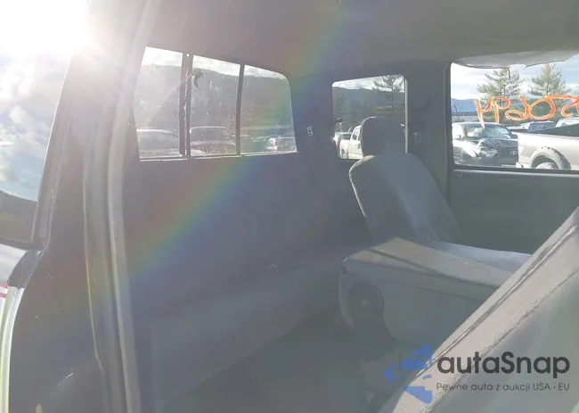 3B7KF23D2VG838289: 43250694