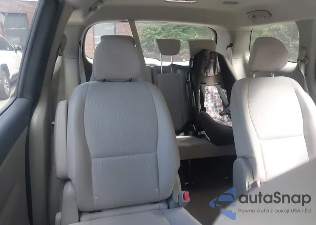 KNDMB5C10L6660246: 43252122