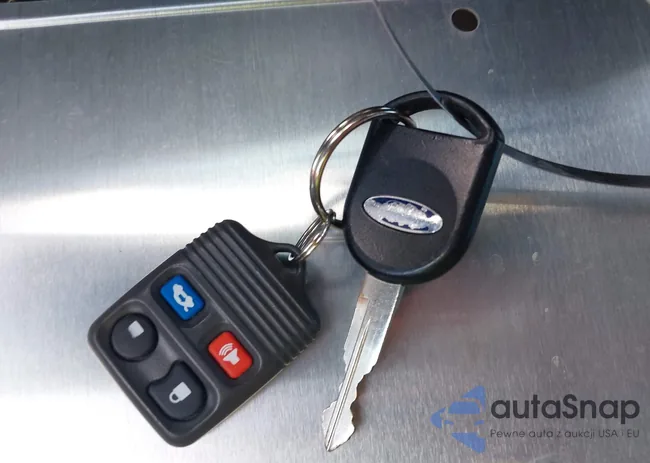 2FAHP74W03X185796: 43252379