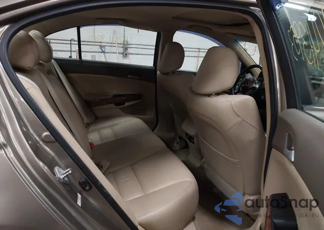 1HGCP2F83AA105971: 43252383