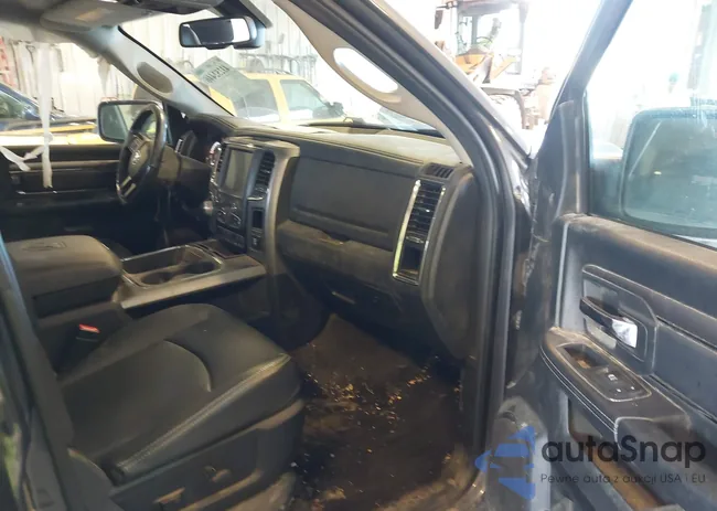 1C6RR7UT5HS713798: 43252446